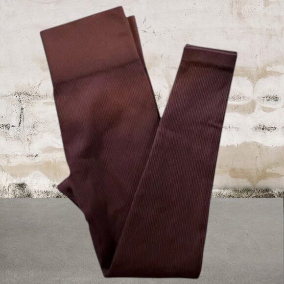 Women's High-Waisted Brown Leggings with Stretchy Fit - Picture 2 of 2